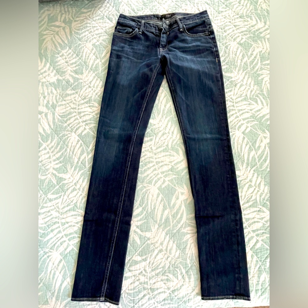 Kasil Benetar Jean